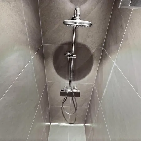 Cosy Et Renove Au Coeur De La Station דירה